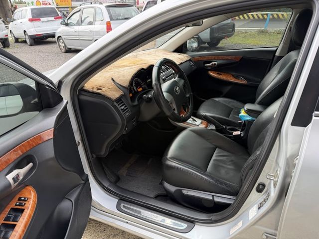 Toyota ALTIS  第8張相片