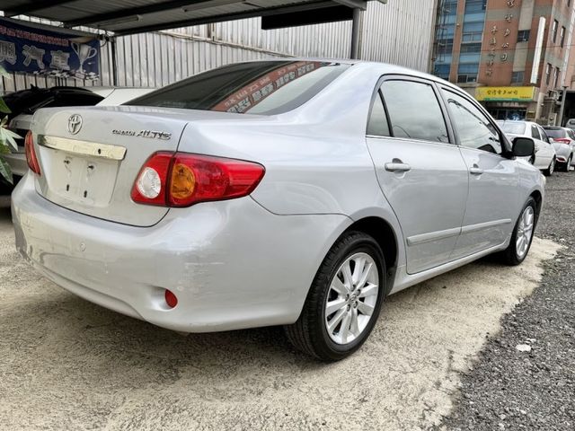 Toyota ALTIS  第11張相片
