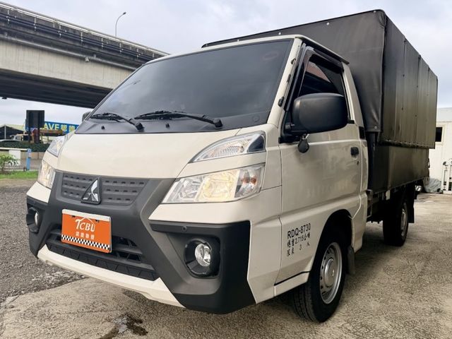 自排雙安 電動升降帆布 電動尾門  第10張相片