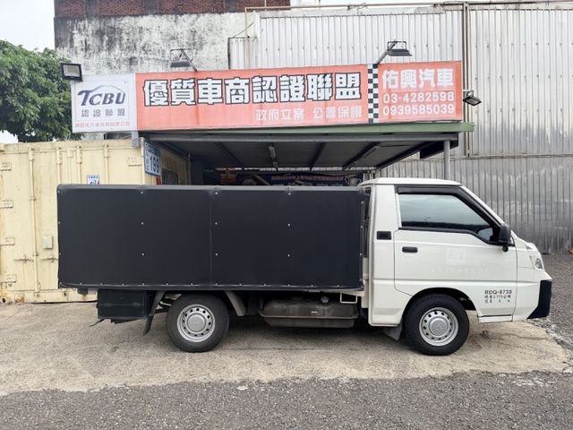 自排雙安 電動升降帆布 電動尾門  第20張相片