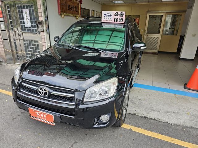Toyota RAV4  第1張相片