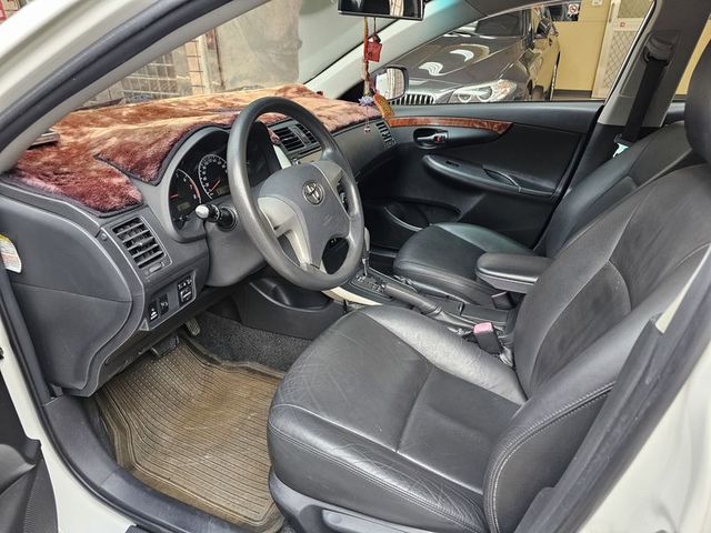 Toyota ALTIS  第4張相片