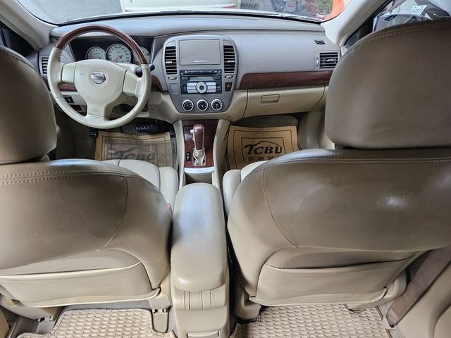 Nissan Bluebird  第8張相片