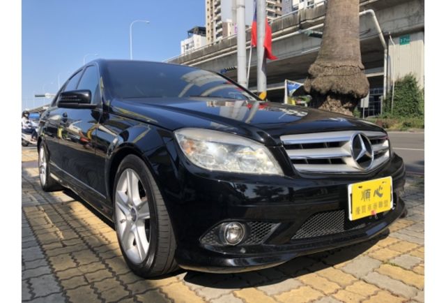 2009 C300  進口車初階首選  本月購入另贈安卓機  第2張相片