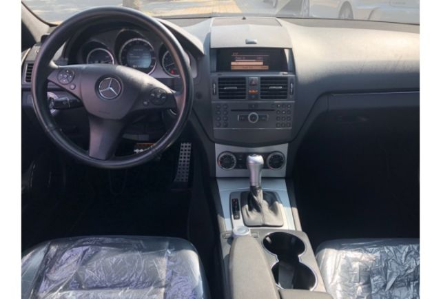 2009 C300  進口車初階首選  本月購入另贈安卓機  第4張相片
