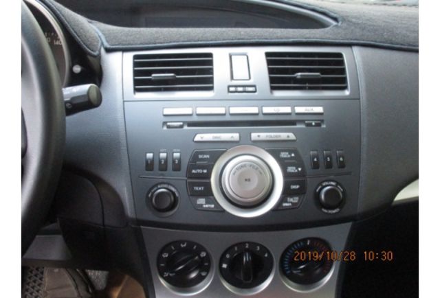 Mazda MAZDA3  第9張相片