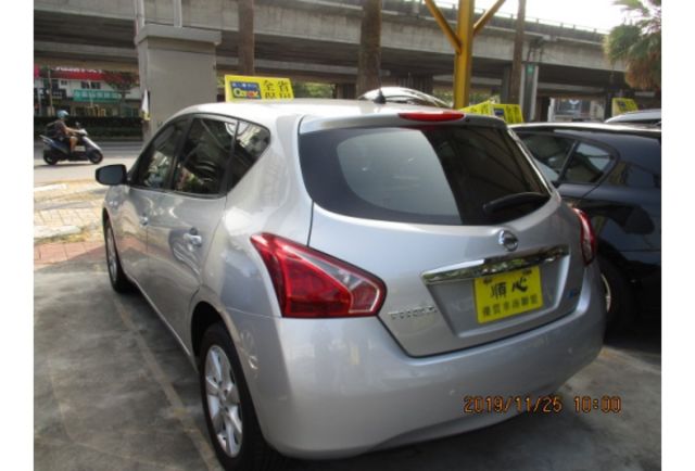 Nissan TIIDA  第4張相片