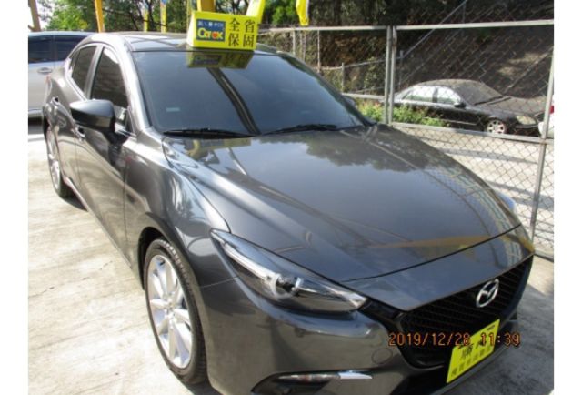 Mazda MAZDA3  第3張相片