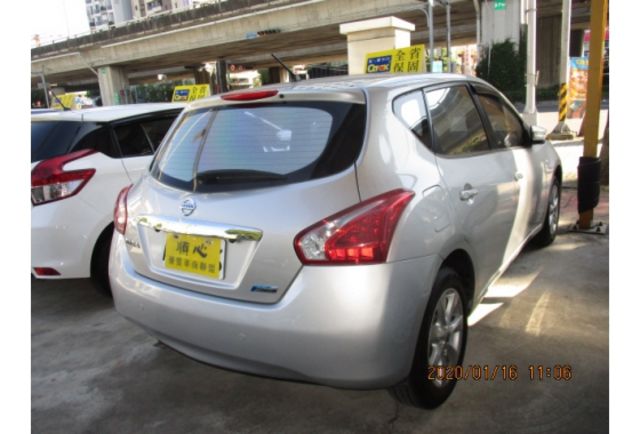 Nissan TIIDA  第3張相片