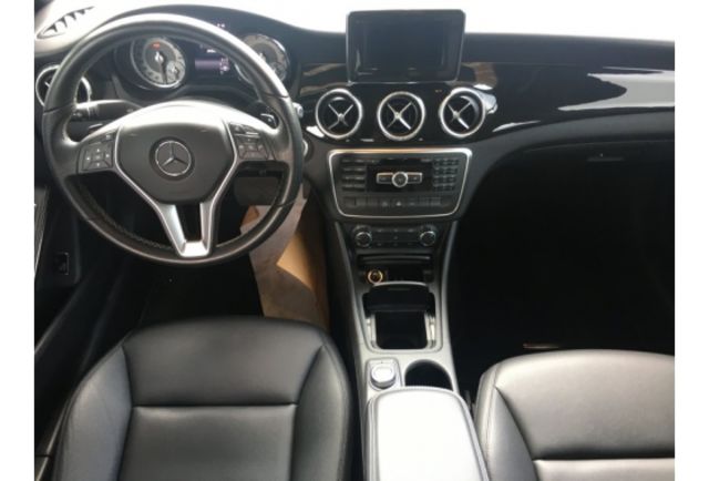 2014 BENZ  CLA250  第7張相片