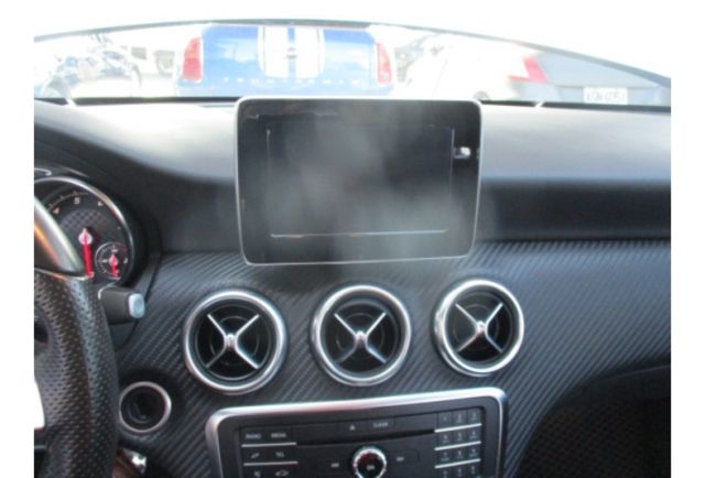 Benz A180  第8張相片