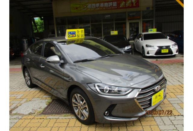 Hyundai ELANTRA  第1張相片