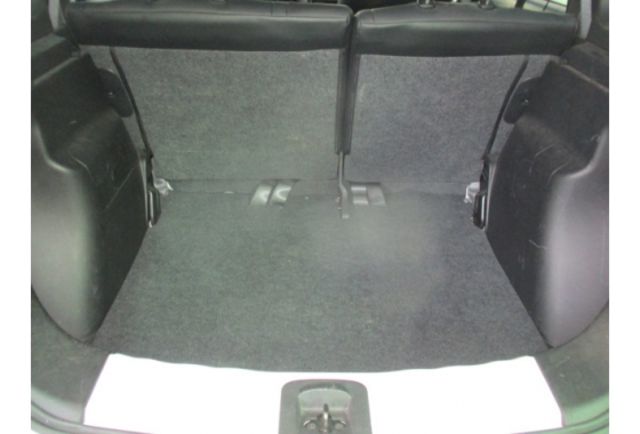Nissan LIVINA  第7張相片