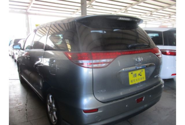 Toyota PREVIA  第3張相片