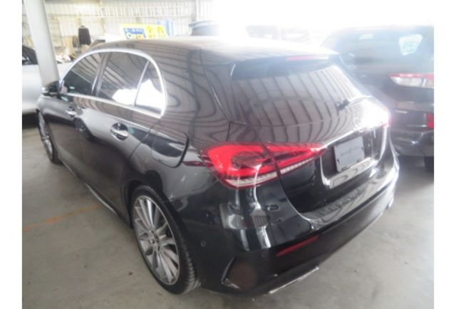 Benz A250  第5張相片