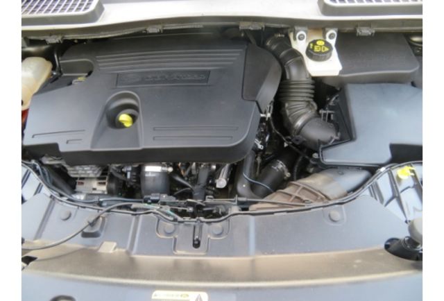 Ford KUGA  第7張相片