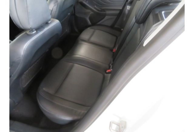 Ford FOCUS  第8張相片