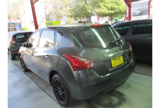 Nissan TIIDA  第3張相片