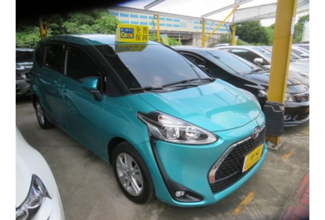 Toyota SIENTA  第6張相片