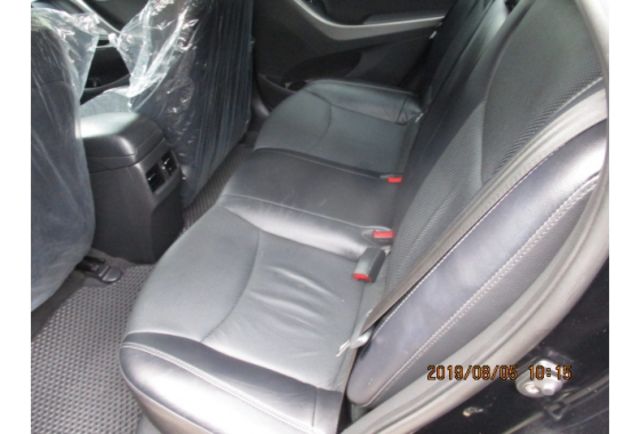 Hyundai ELANTRA  第8張相片