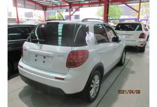 Suzuki SX4  第4張相片