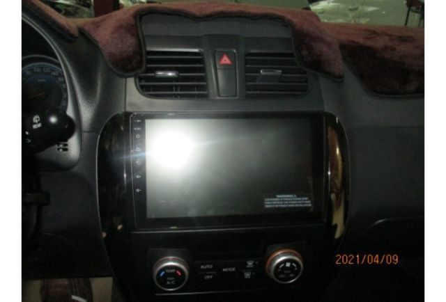 Suzuki SX4  第7張相片