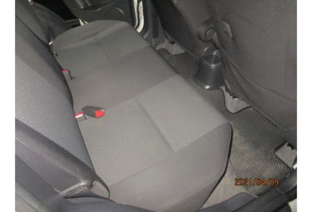 Suzuki SX4  第8張相片