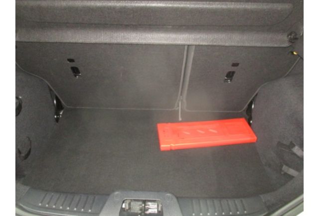 Ford FIESTA  第7張相片