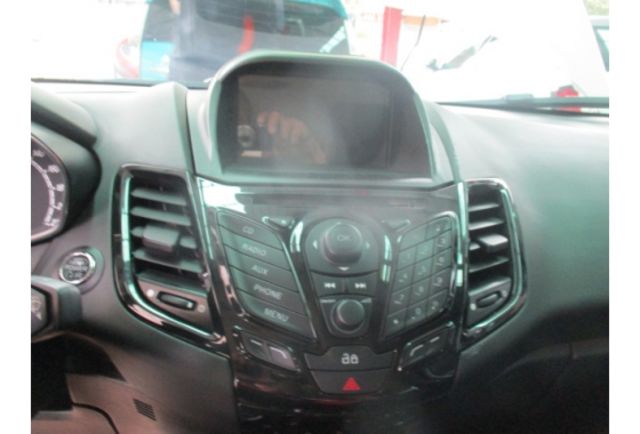 Ford FIESTA  第8張相片
