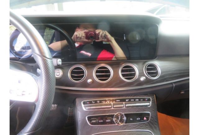 Benz E300  第8張相片