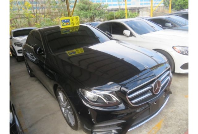 Benz E300  第9張相片