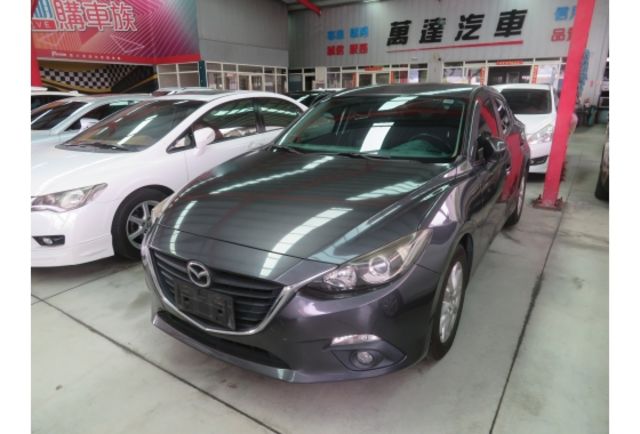 Mazda MAZDA3  第5張相片