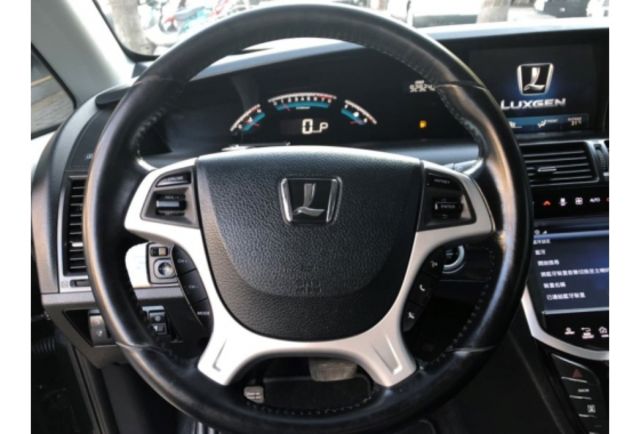 LUXGEN 7 MPV  第4張相片