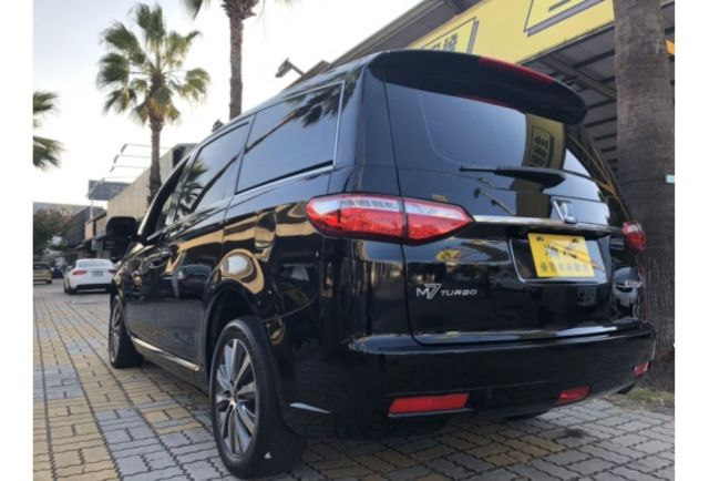 LUXGEN 7 MPV  第13張相片