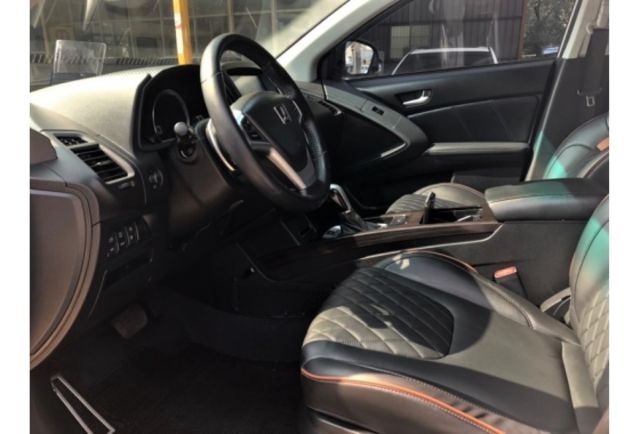 LUXGEN U6 Turbo  第8張相片