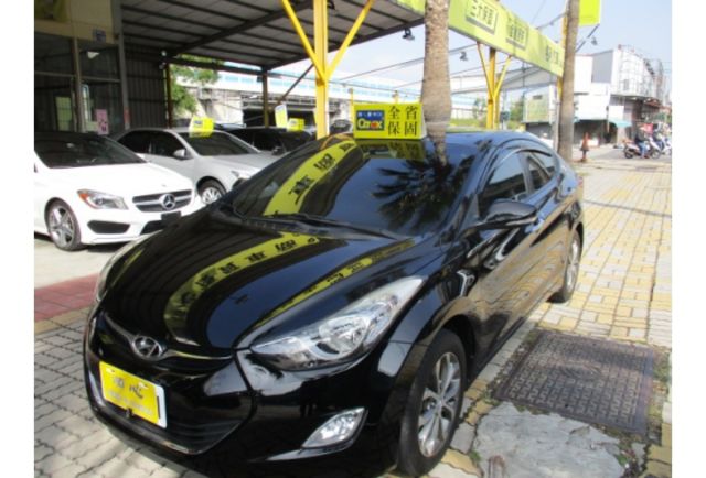 Hyundai ELANTRA  第1張相片