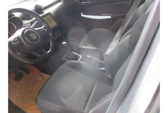 Suzuki SWIFT  第8張相片