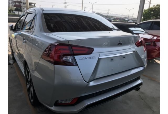 就是這麼新!你沒看錯~新車保固中 超優惠看車議價  第11張相片