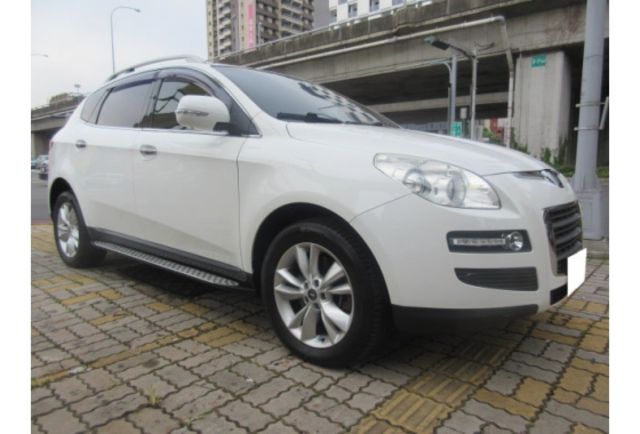 超大空間!新車一百多萬!不用懷疑歡迎來現場賞車  第3張相片