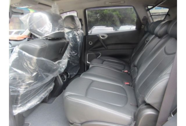 超大空間!新車一百多萬!不用懷疑歡迎來現場賞車  第10張相片
