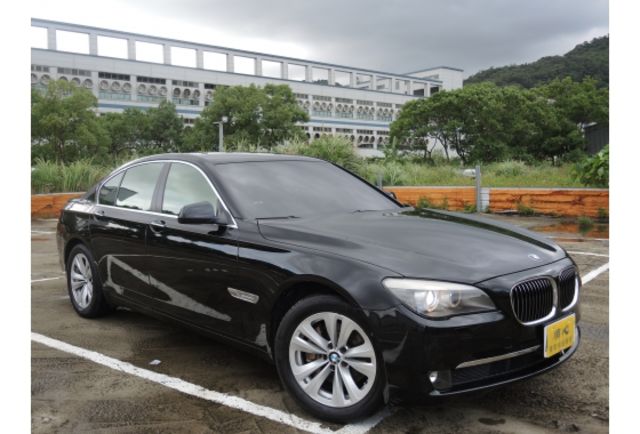 中古車 11年出廠12年領牌bmw 735i 總代理晟昇汽車 Bmw 寶馬 730ia 新北市 Findcar 找車網