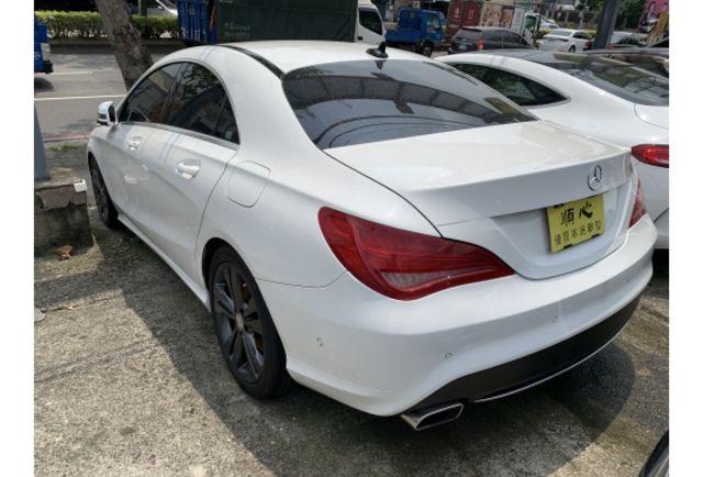 Benz CLA200  第5張相片