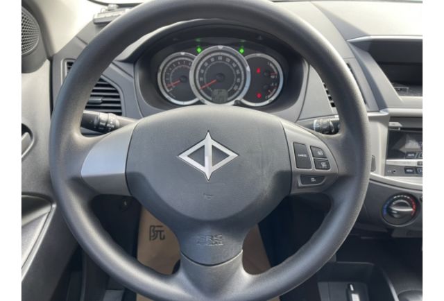 2015年 ZINGER 2.4L  出遊 賺錢 的好夥伴  第13張相片