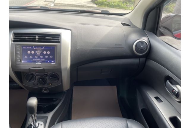 Nissan LIVINA  第12張相片