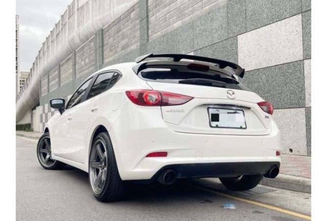 Mazda MAZDA3  第2張相片