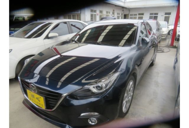 2015年MAZDA 3 2.0 旗艦型  第2張相片