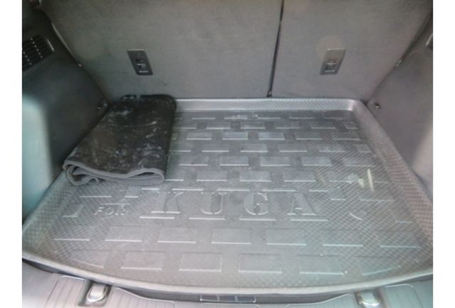 Ford KUGA  第9張相片