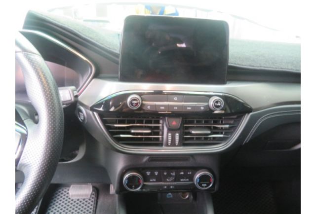 Ford KUGA  第9張相片