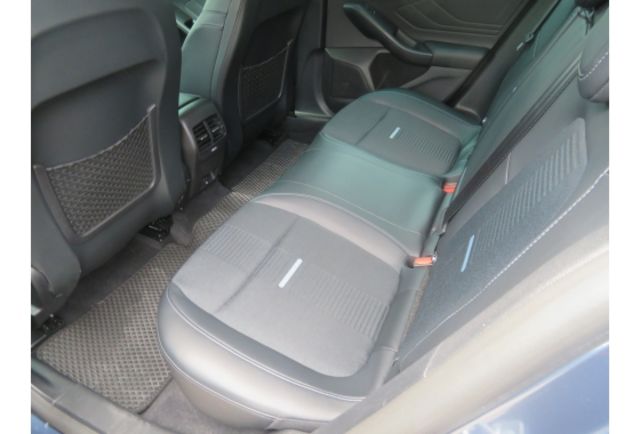 Ford FOCUS  第9張相片
