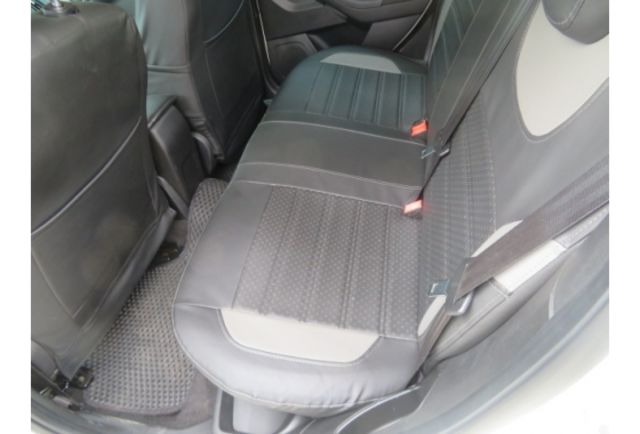 Ford FOCUS  第6張相片